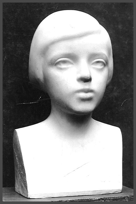 Cabeza de Alice Harriet escultura